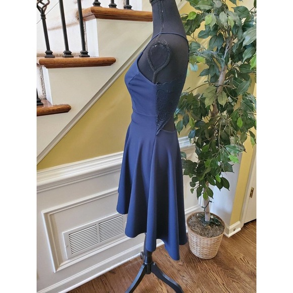 Windsor - Navy Blue - Open Back - Lace Hi-low Dress - Size Small - Picture 6 of 10